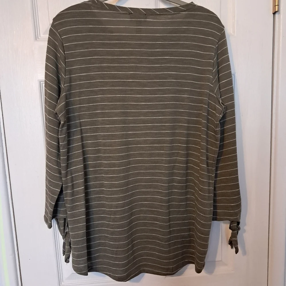 Jones New York top - Picture 5 of 8